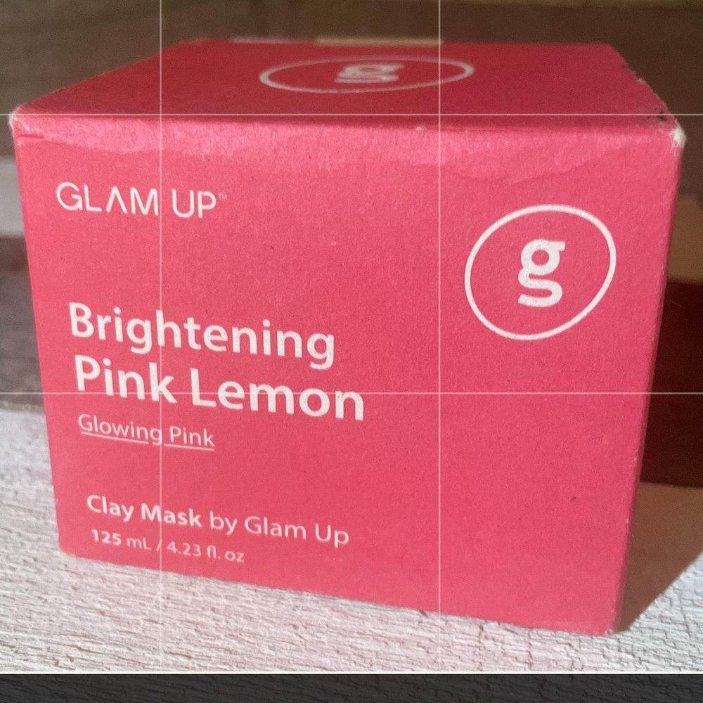 Glam Up Glowing Pink Lemon Clay Mask